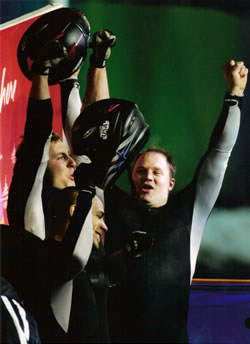 Steven Holcomb celebrating in Torion at the Olympics